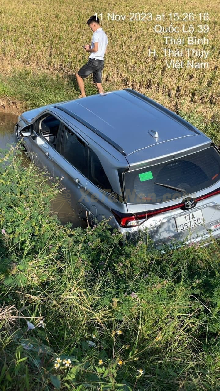 Toyota Veloz 17A-36720